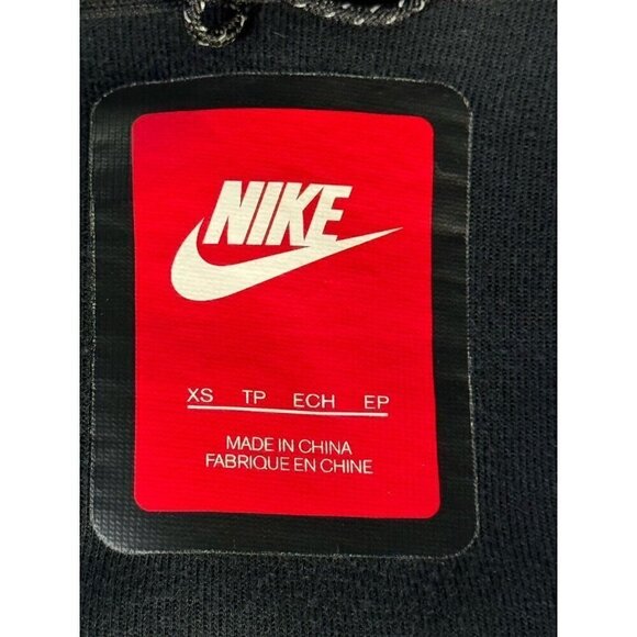 Nike Women's Sz XS Black Asymmetric Zip Tech Fleece Oversized Hoodie - Picture 4 of 11